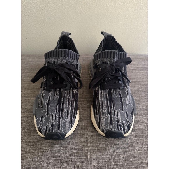 Men’s Adidas NMD R1 Primeknit Core Black/Grey Shoes Size 4 Women’s 5 - Picture 1 of 10